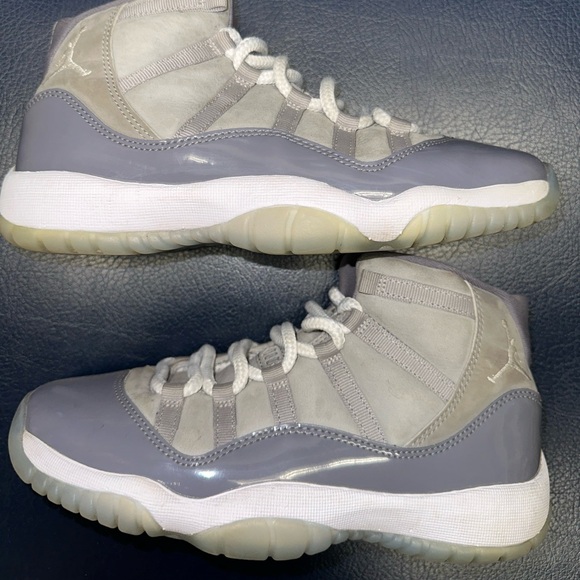 Size 5y Jordan 11 Retro 2021 Mid Cool Grey